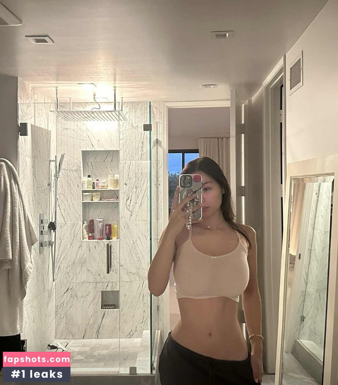 Sophie Mudd gallery photo #929