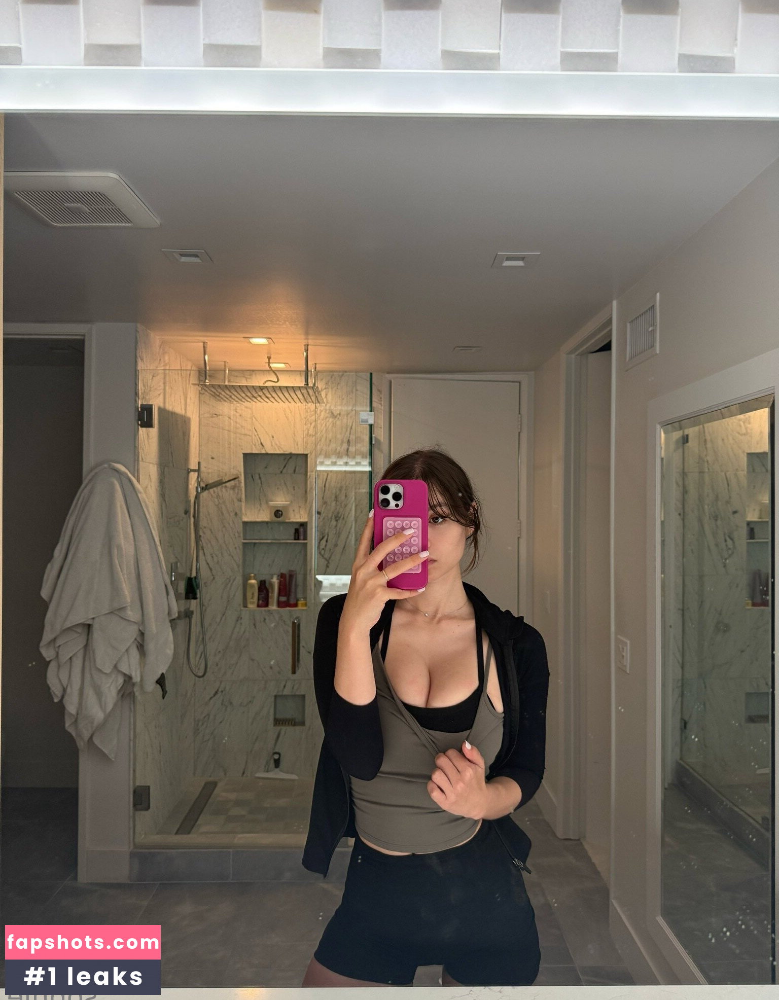 Sophie Mudd gallery photo #1232