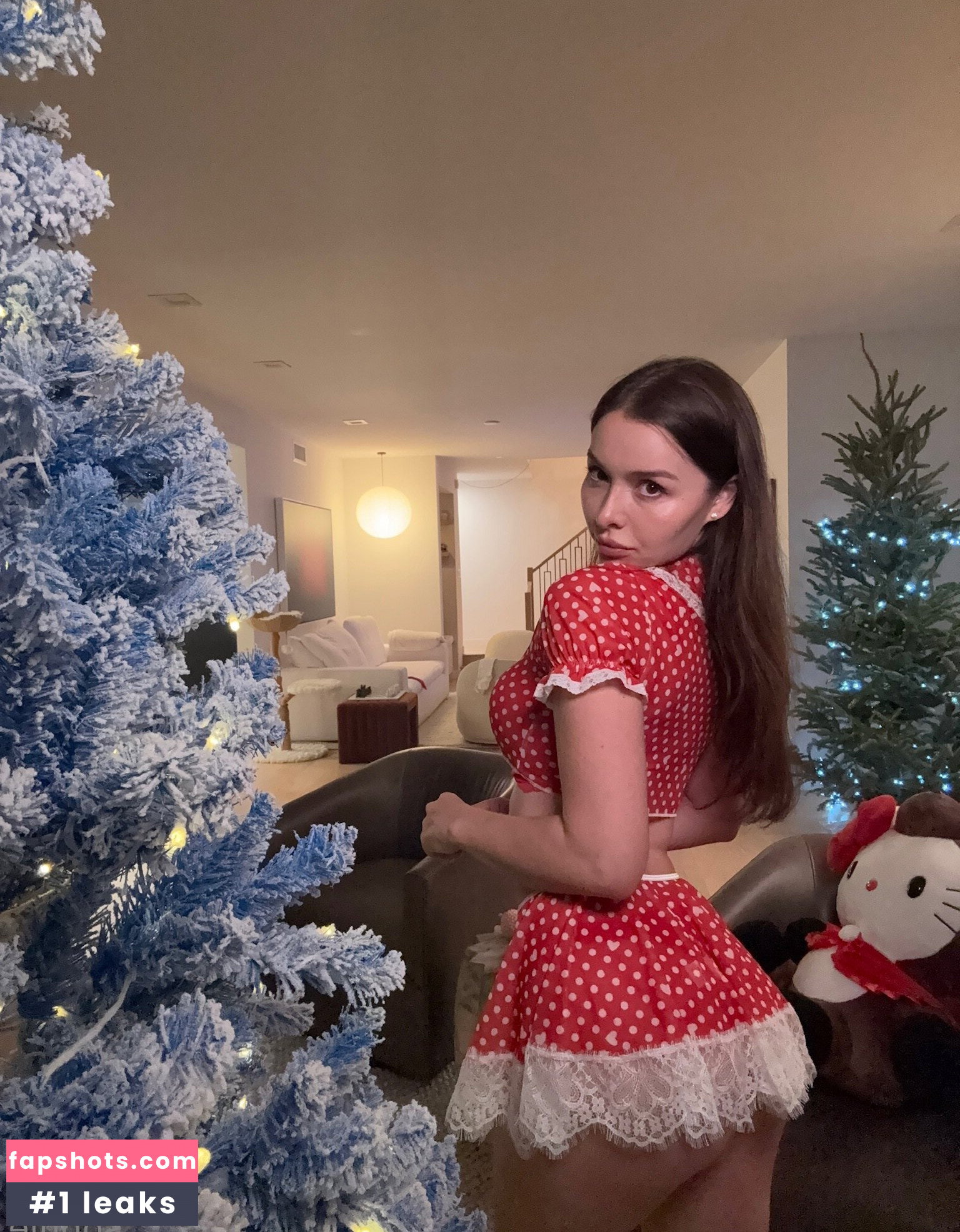 Sophie Mudd gallery photo #1087
