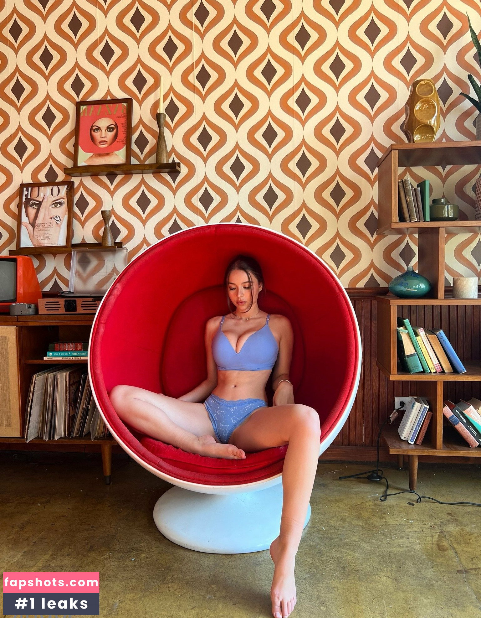 Sophie Mudd gallery photo #2193