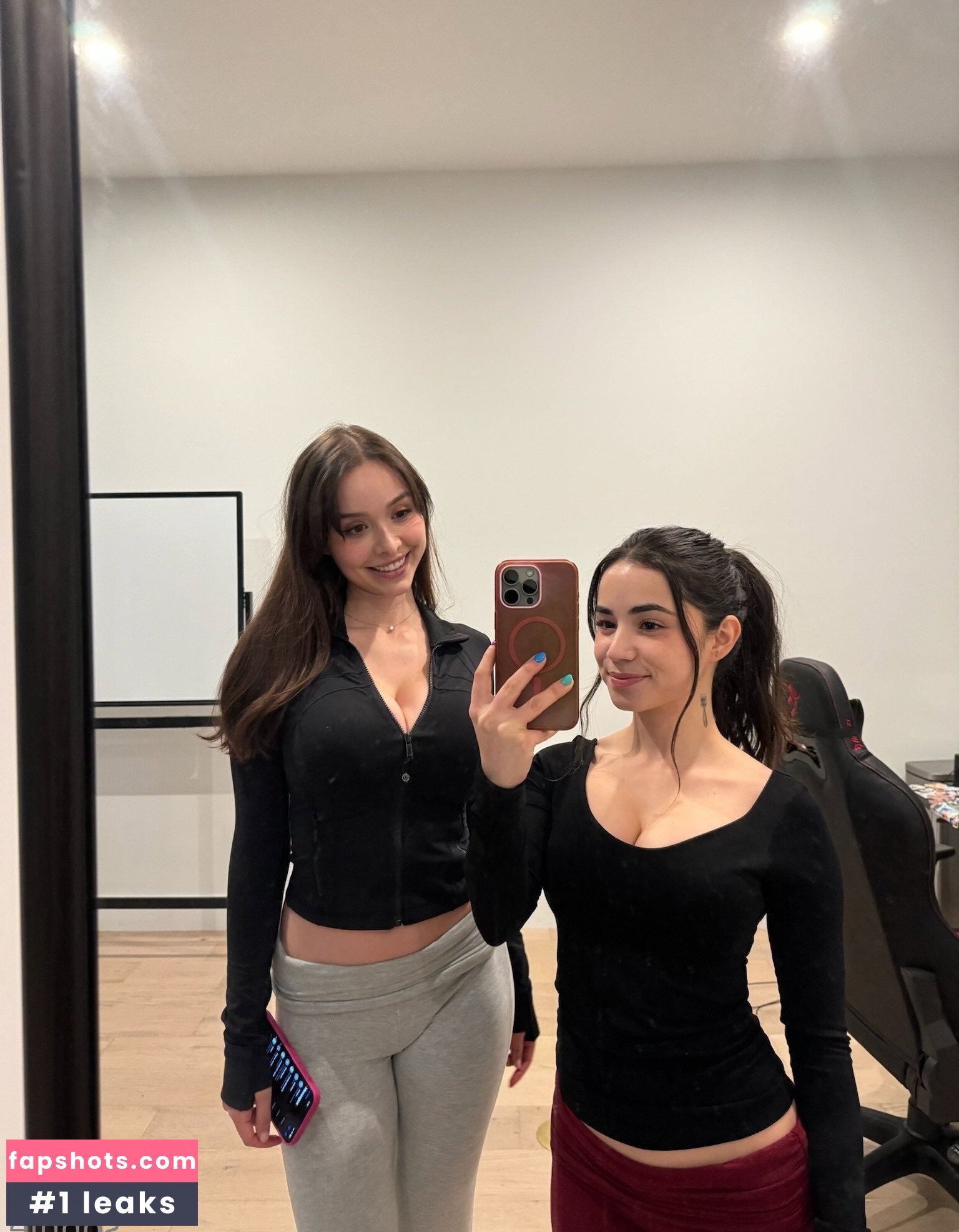 Sophie Mudd gallery photo #2519