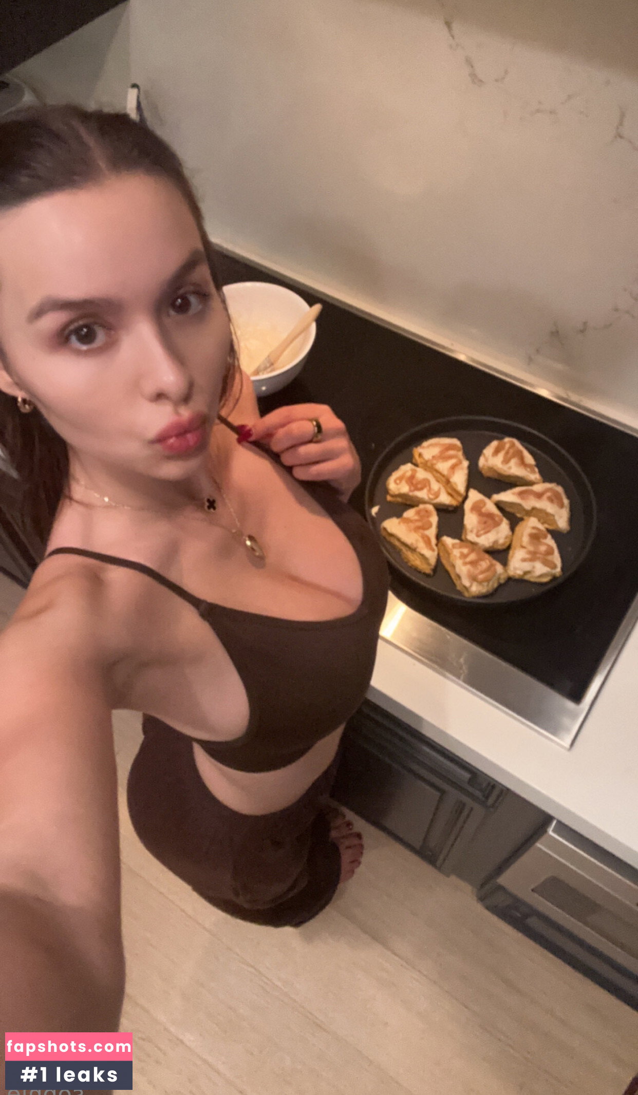 Sophie Mudd gallery photo #959