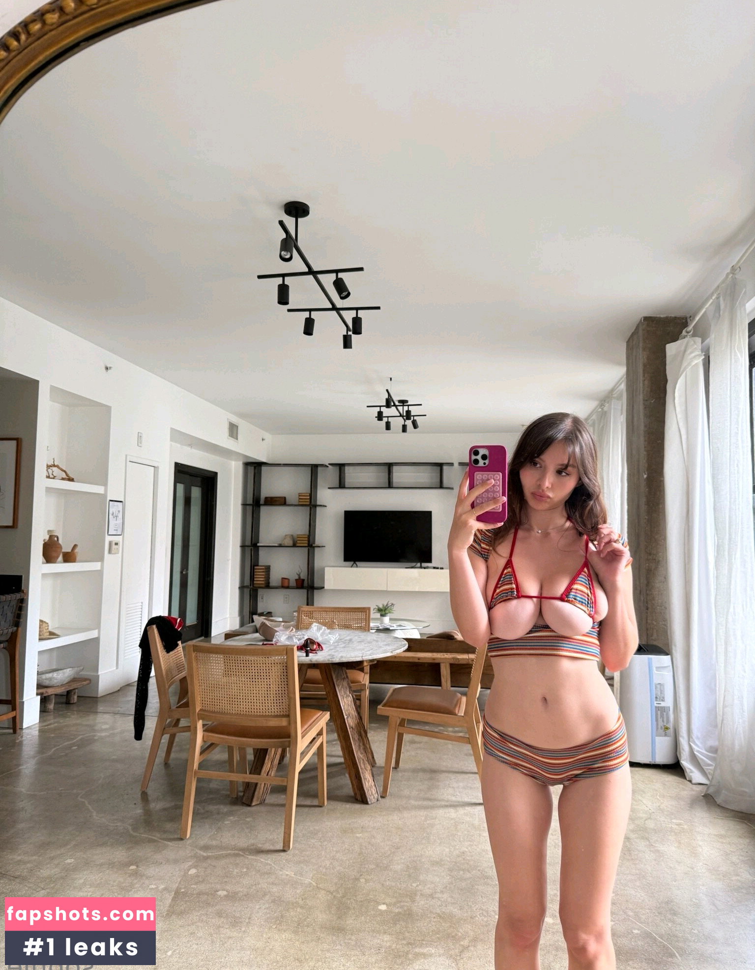 Sophie Mudd gallery photo #2374