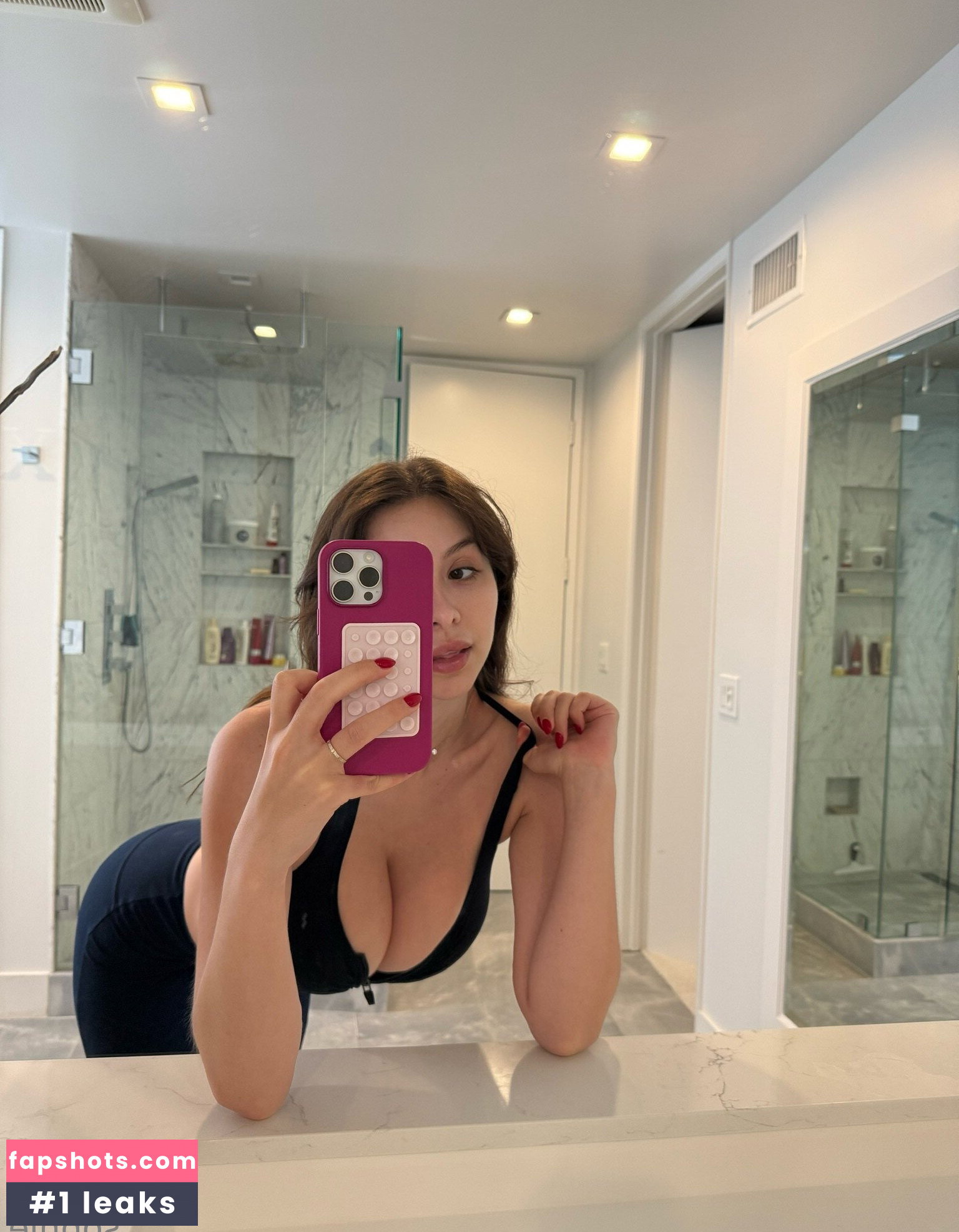 Sophie Mudd gallery photo #141