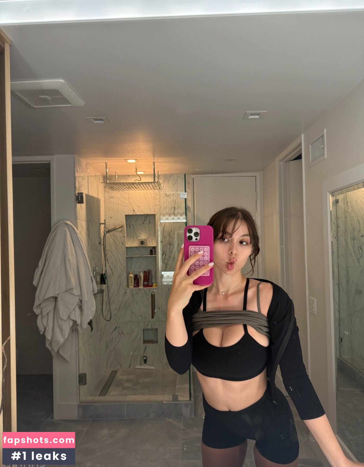 Sophie Mudd gallery photo #2187