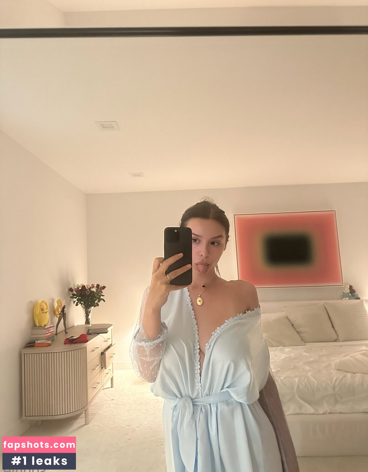 Sophie Mudd gallery photo #2720