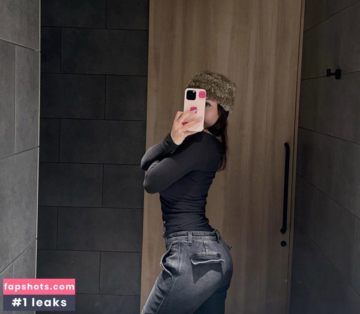 Sophie Mudd gallery photo #1429