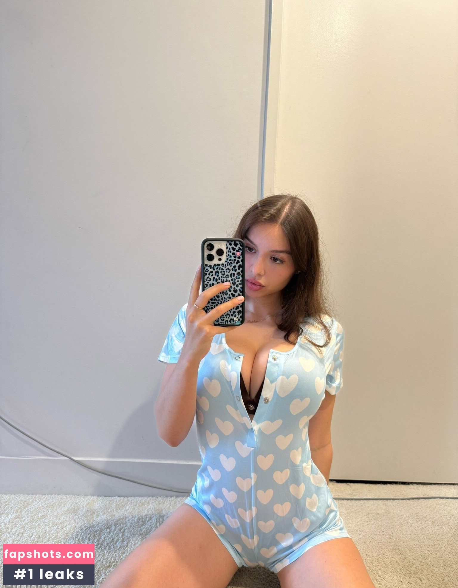 Sophie Mudd gallery photo #634