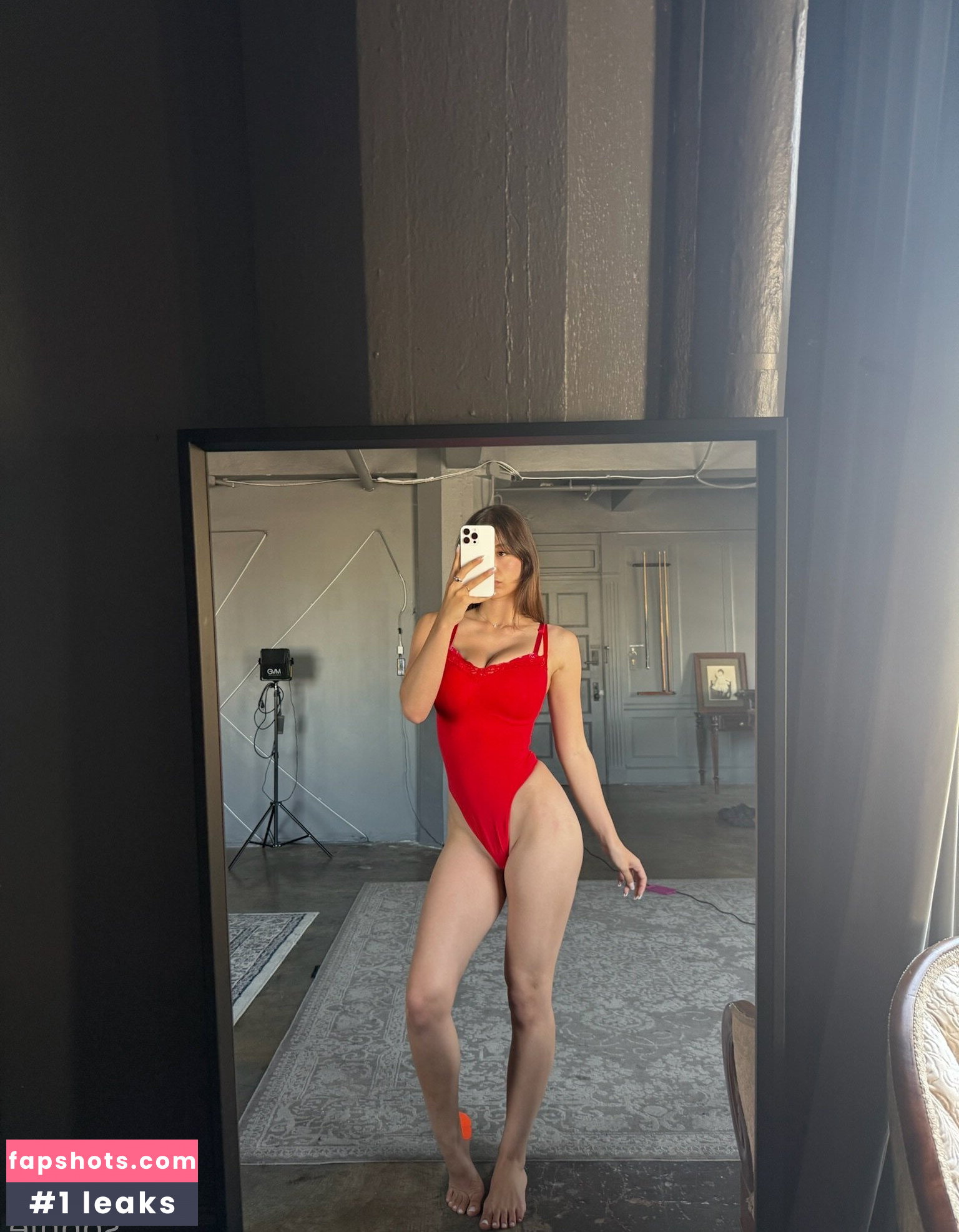 Sophie Mudd gallery photo #211