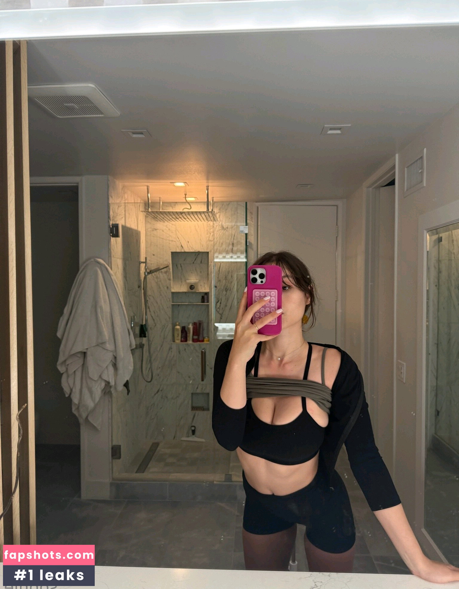 Sophie Mudd gallery photo #719