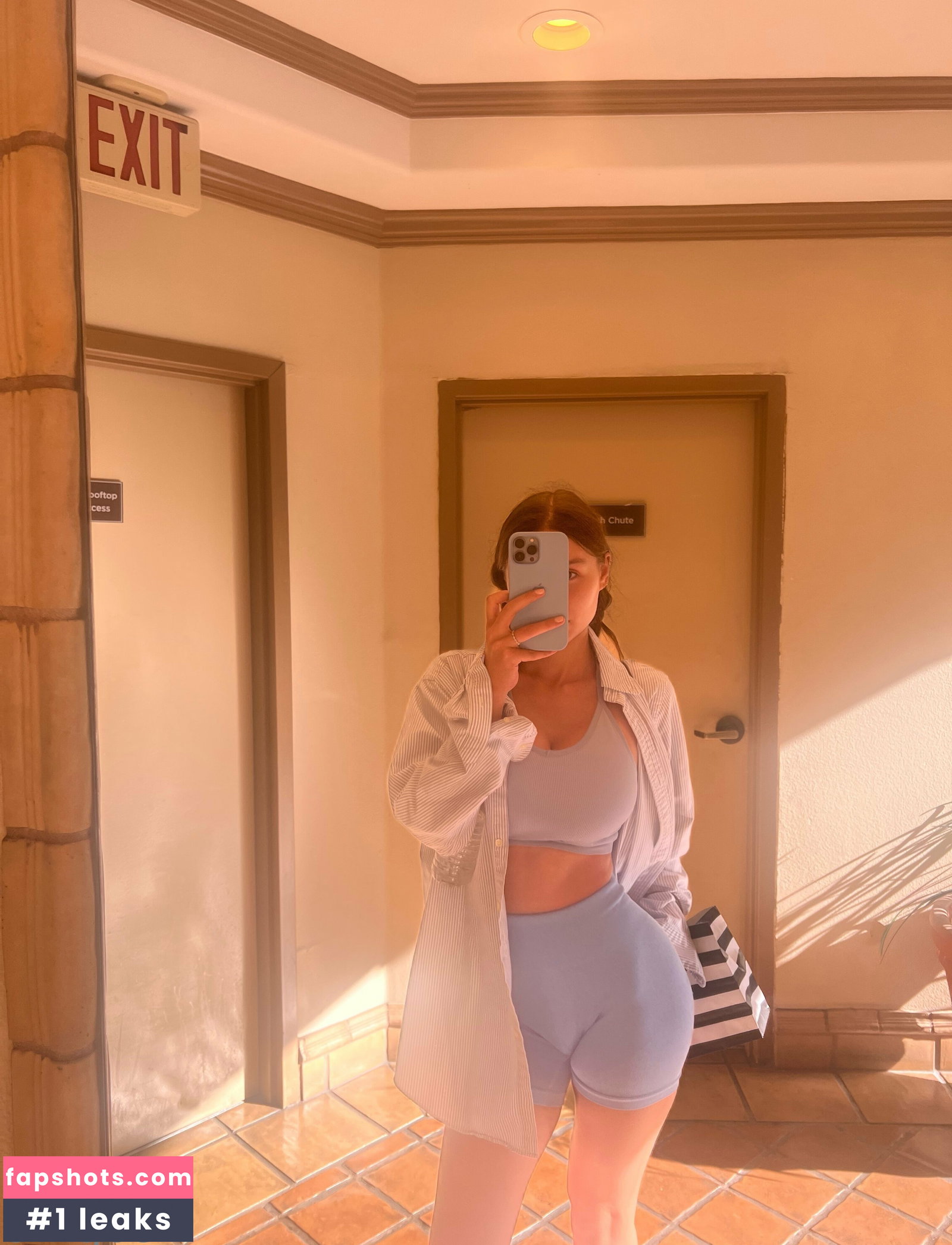 Sophie Mudd gallery photo #1874