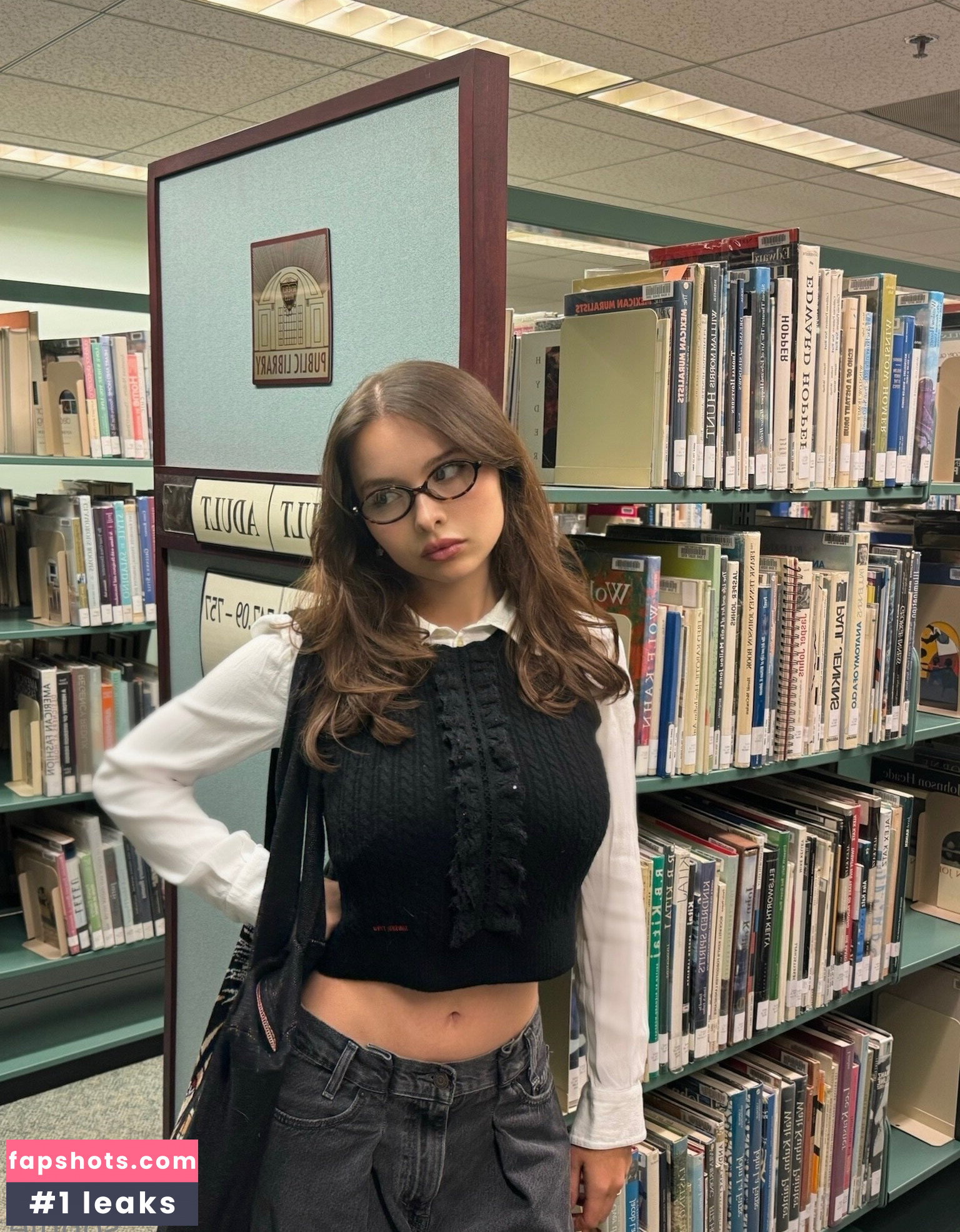 Sophie Mudd gallery photo #1378