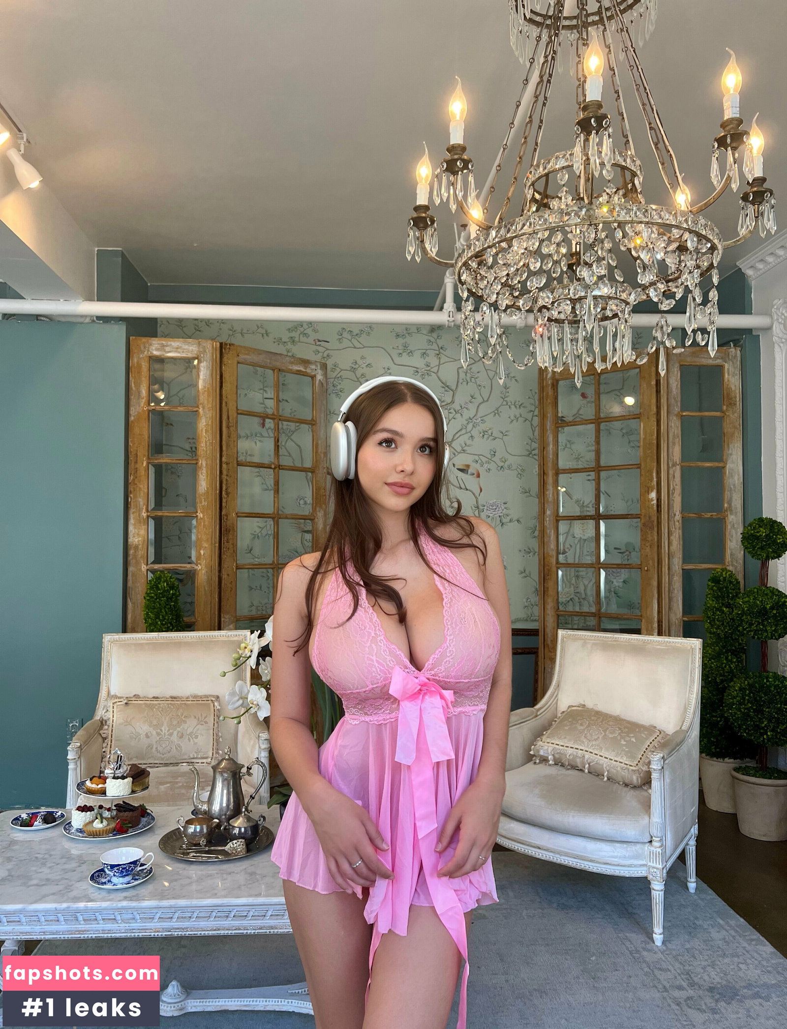 Sophie Mudd gallery photo #1734