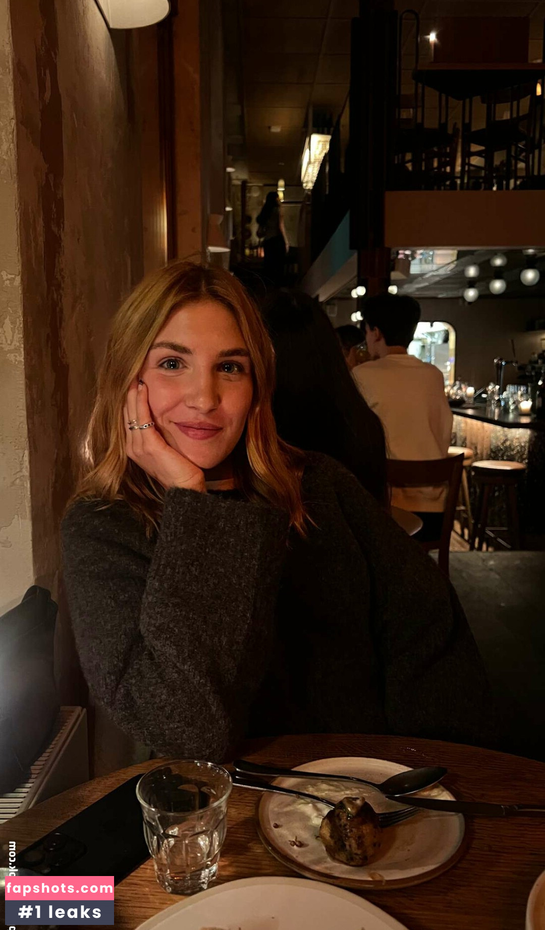 Sophie Nelisse Filtración Desnuda OnlyFans Foto #5 - Fapshots