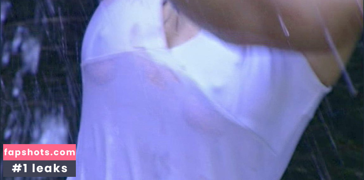 Sophie Ngan gallery photo #32