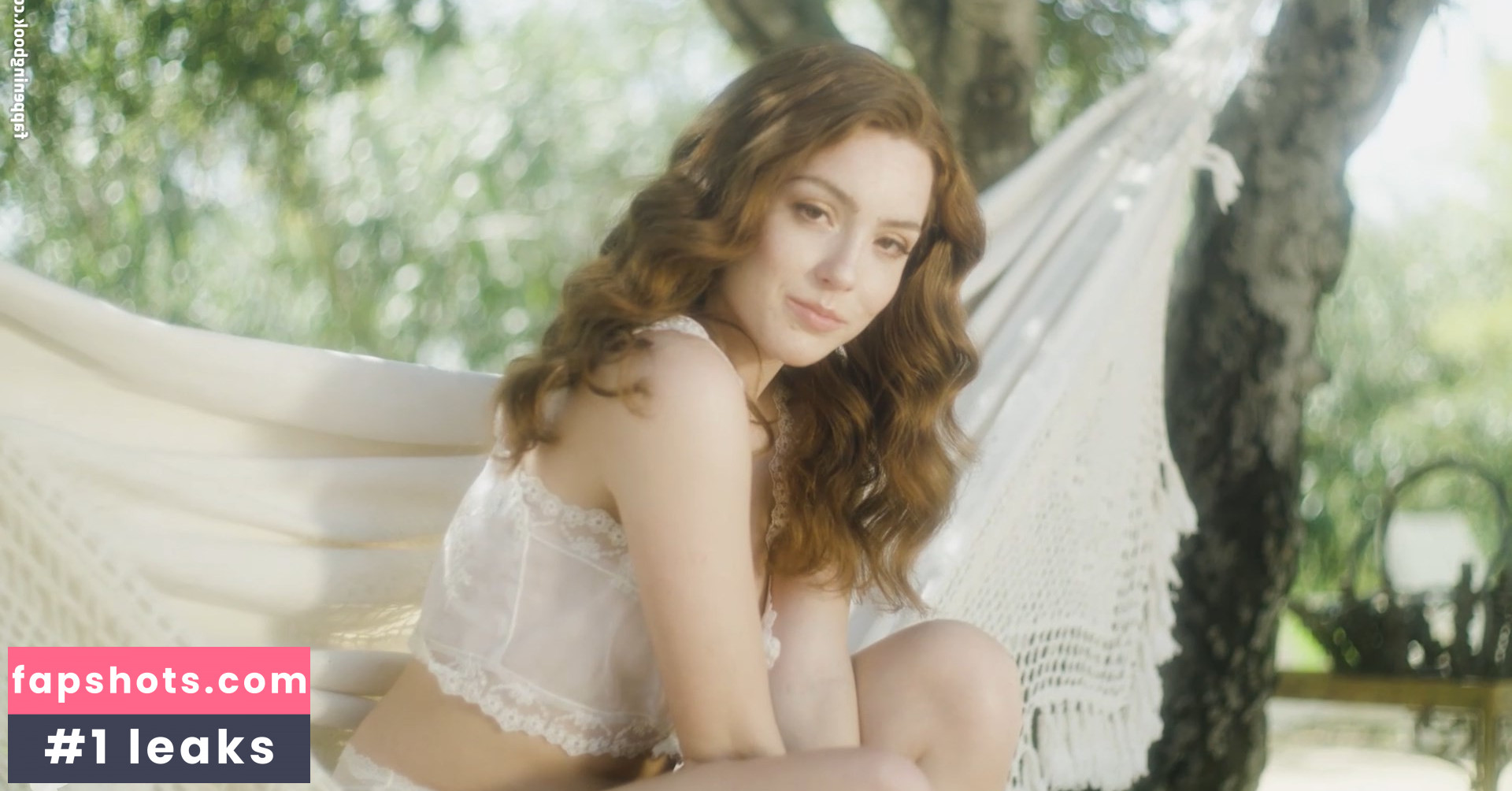 Sophie O’Neil gallery photo #44