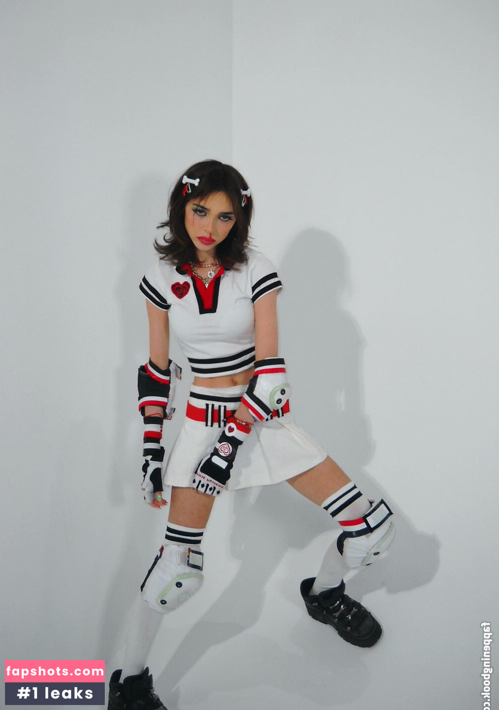 Sophie Powers Nude Leaks OnlyFans Photos #21 - LeakJerk