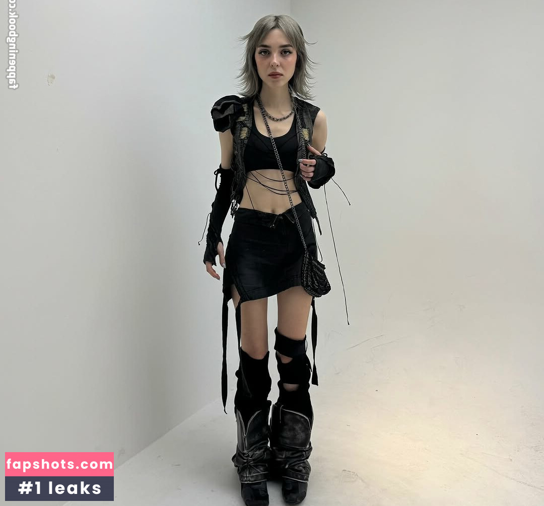 Sophie Powers Nude Leaks OnlyFans Photos #25 - LeakJerk