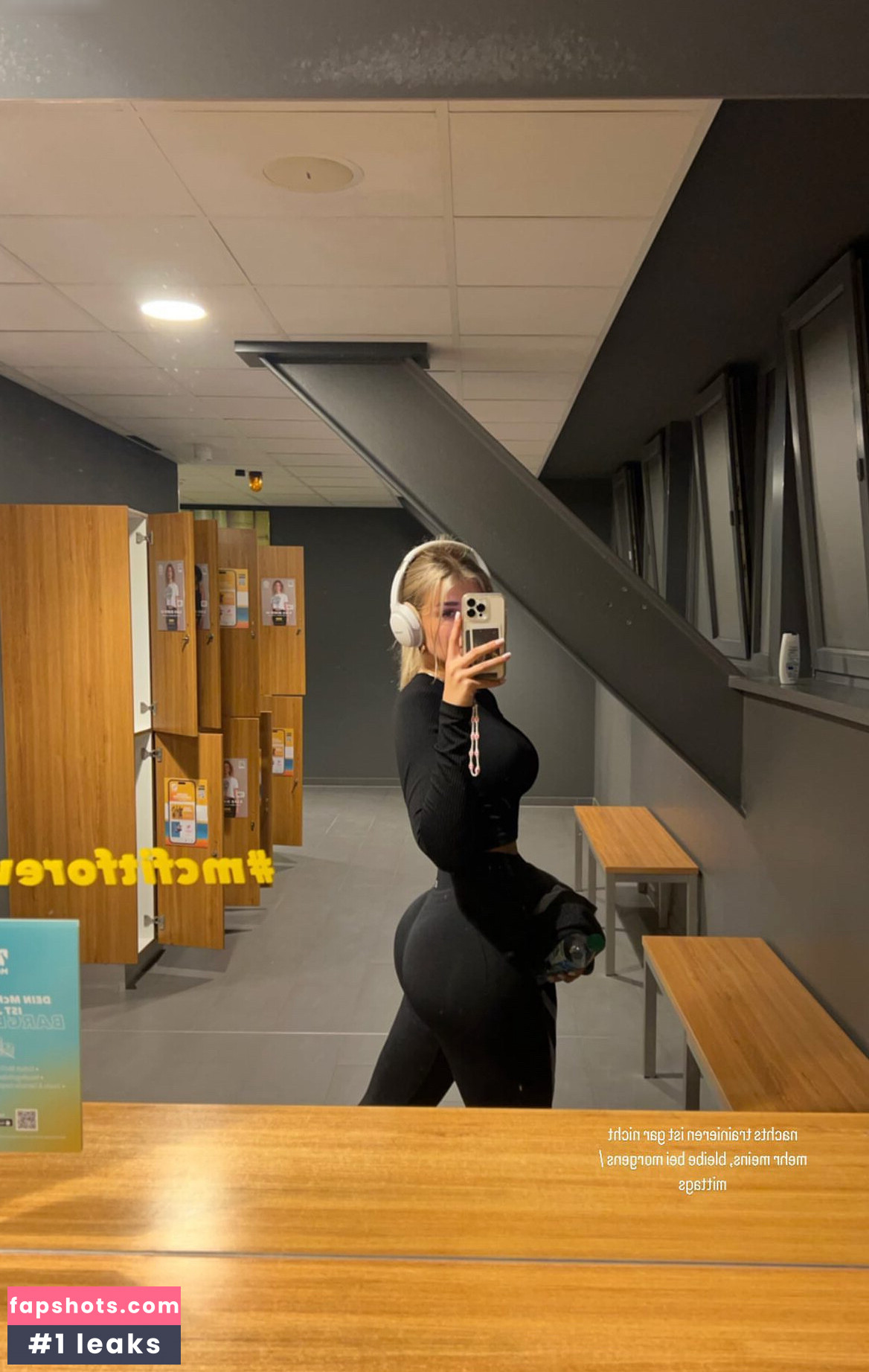 Sophie Schnur gallery photo #52