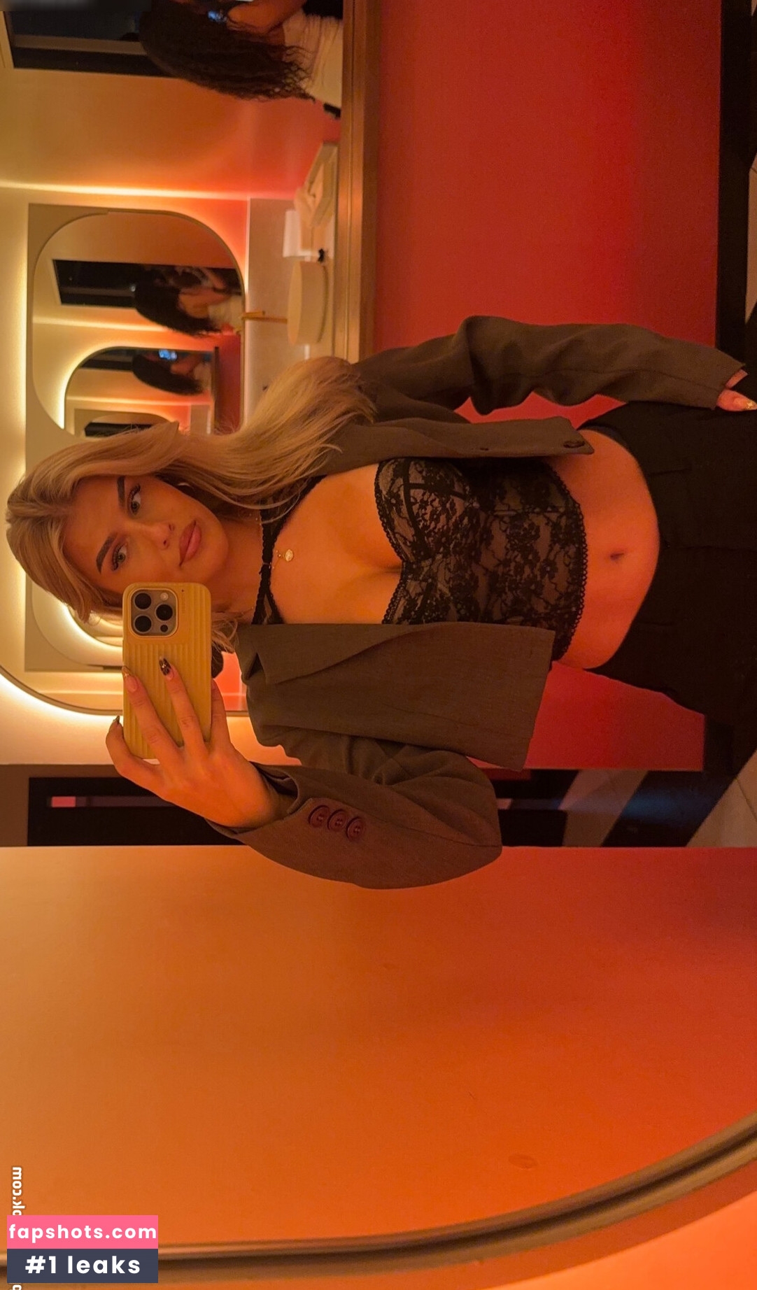 Sophie Schnur gallery photo #9