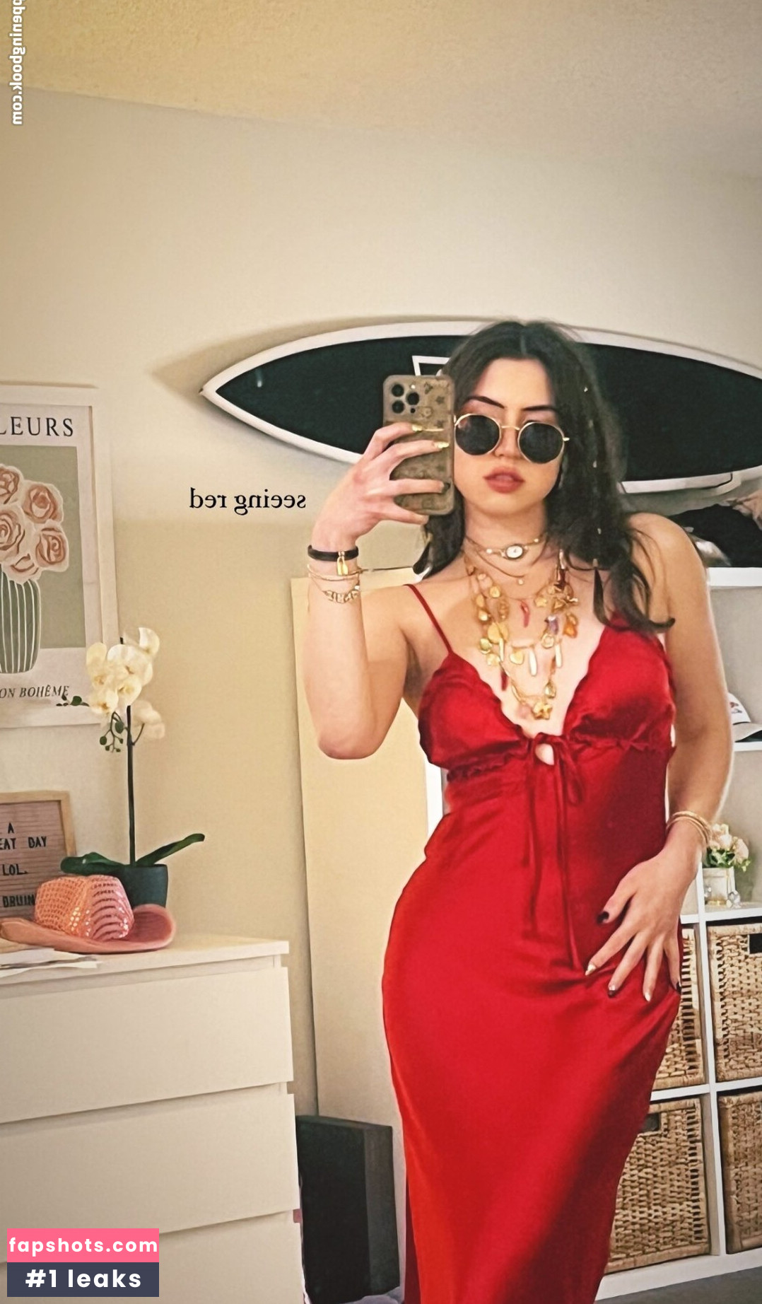 Sophie Silva gallery photo #16