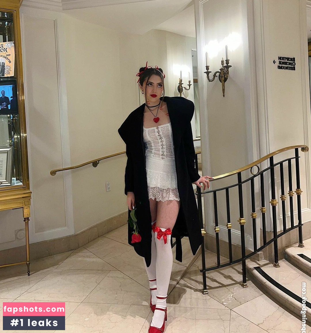 Sophie Silva gallery photo #22