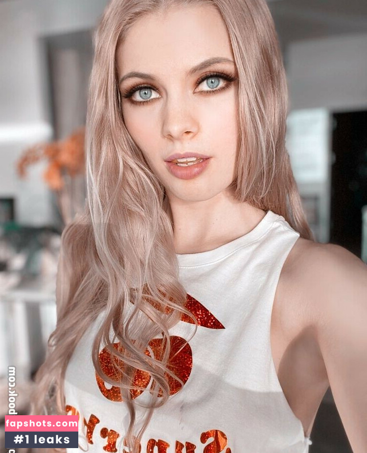 Sophie Sparks Filtración Desnuda OnlyFans Foto #2 - Fapshots