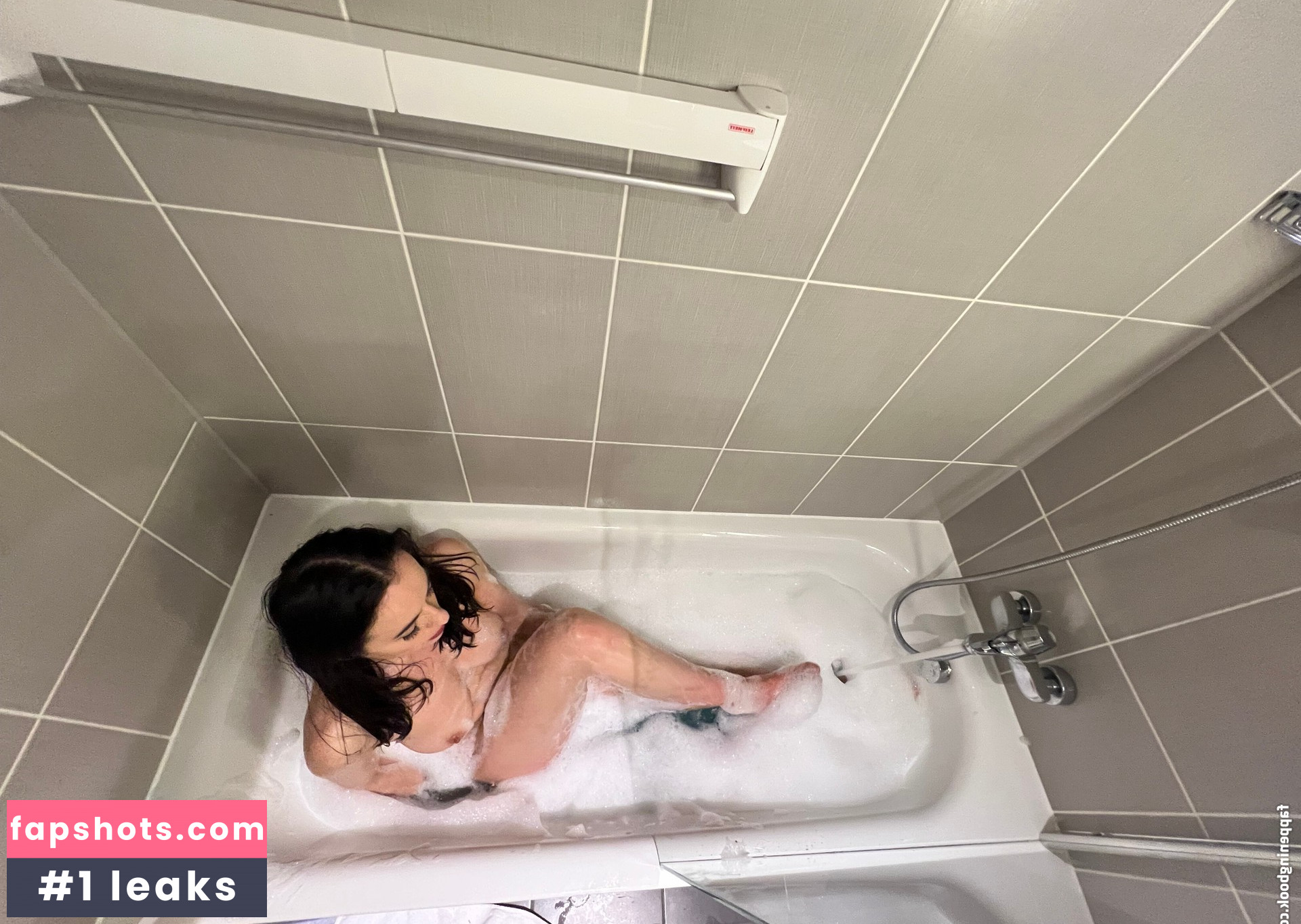 Sophie Stage gallery photo #65