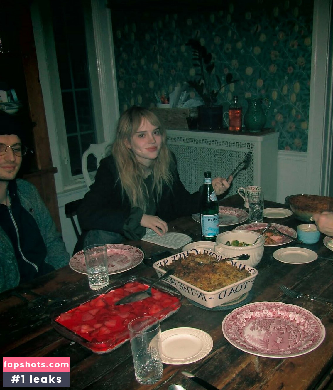 Sophie Thatcher Nude Leaks OnlyFans Photos #104 - LeakJerk