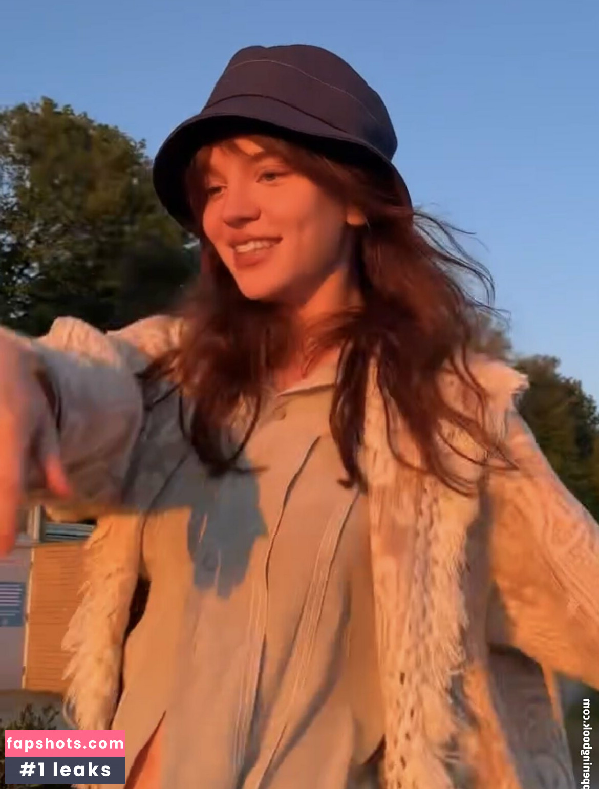 Sophie Thatcher Nude Leaks OnlyFans Photos #138 - LeakJerk