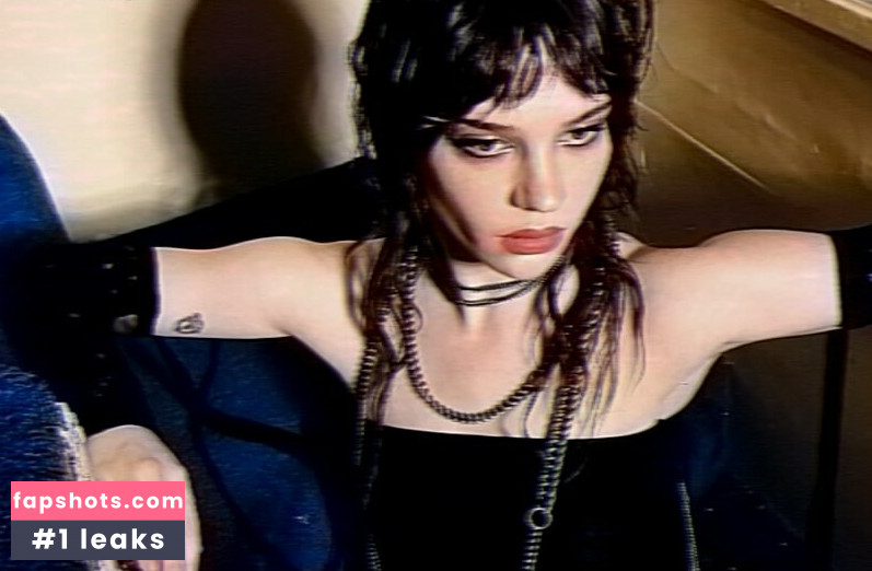 Sophie Thatcher Nude Leaks OnlyFans Photos #166 - LeakJerk