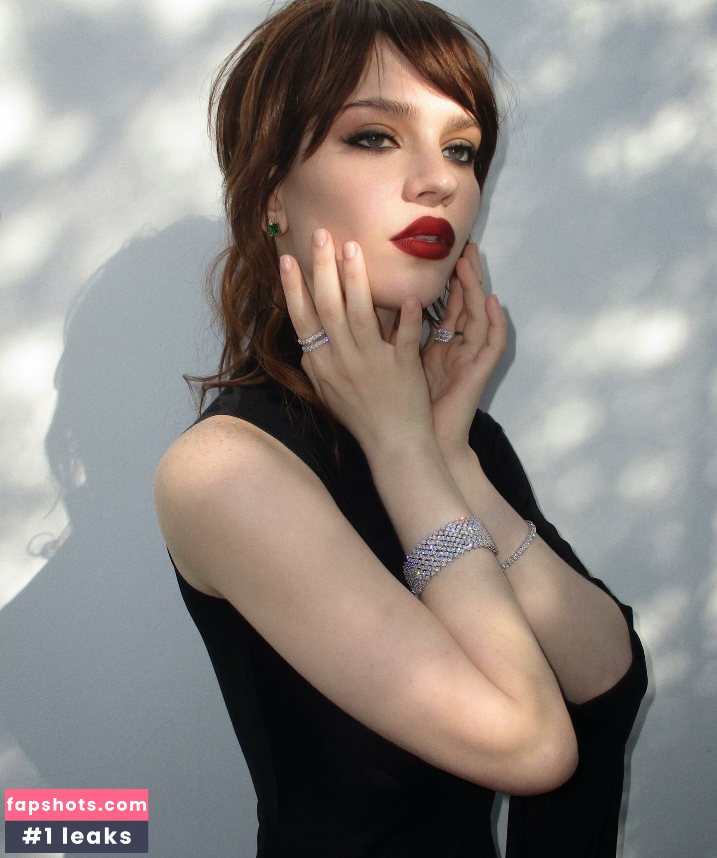 Sophie Thatcher Nude Leaks OnlyFans Photos #188 - LeakJerk