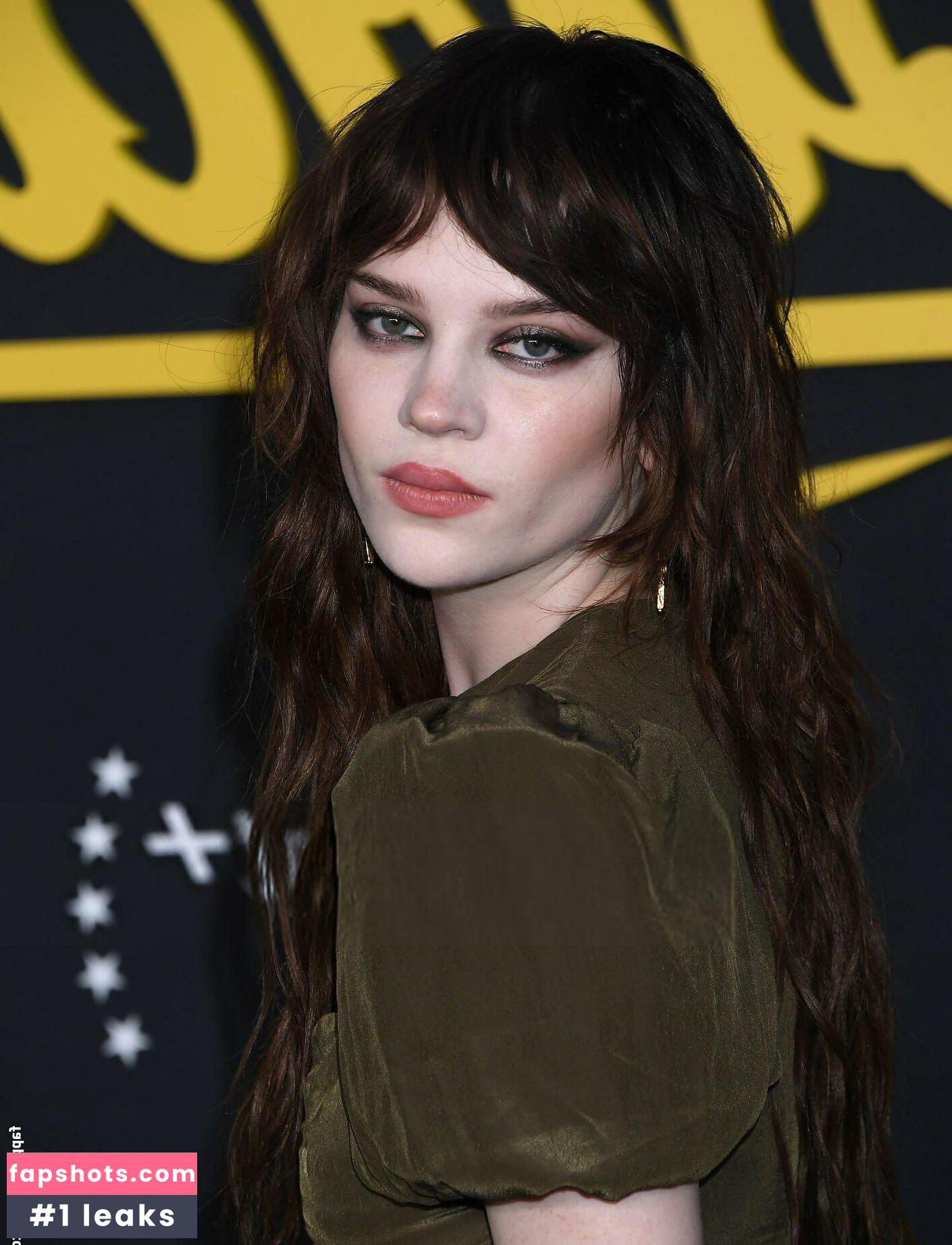 Sophie Thatcher Nude Leaks OnlyFans Photos #26 - LeakJerk