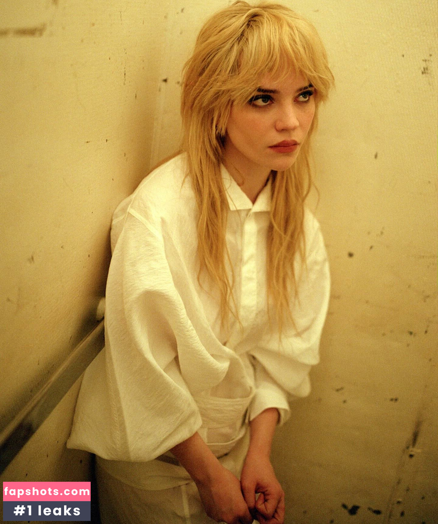 Sophie Thatcher Nude Leaks OnlyFans Photos #32 - LeakJerk