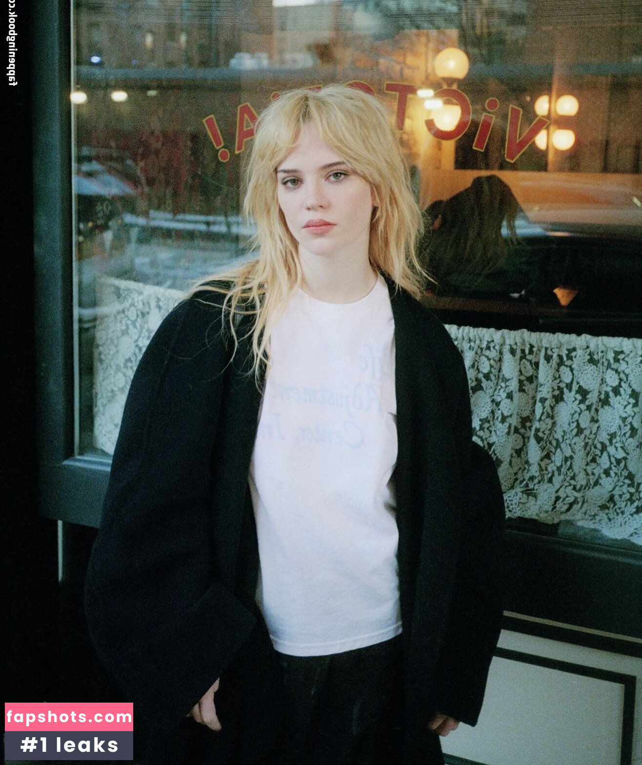 Sophie Thatcher Nude Leaks OnlyFans Photos #34 - LeakJerk