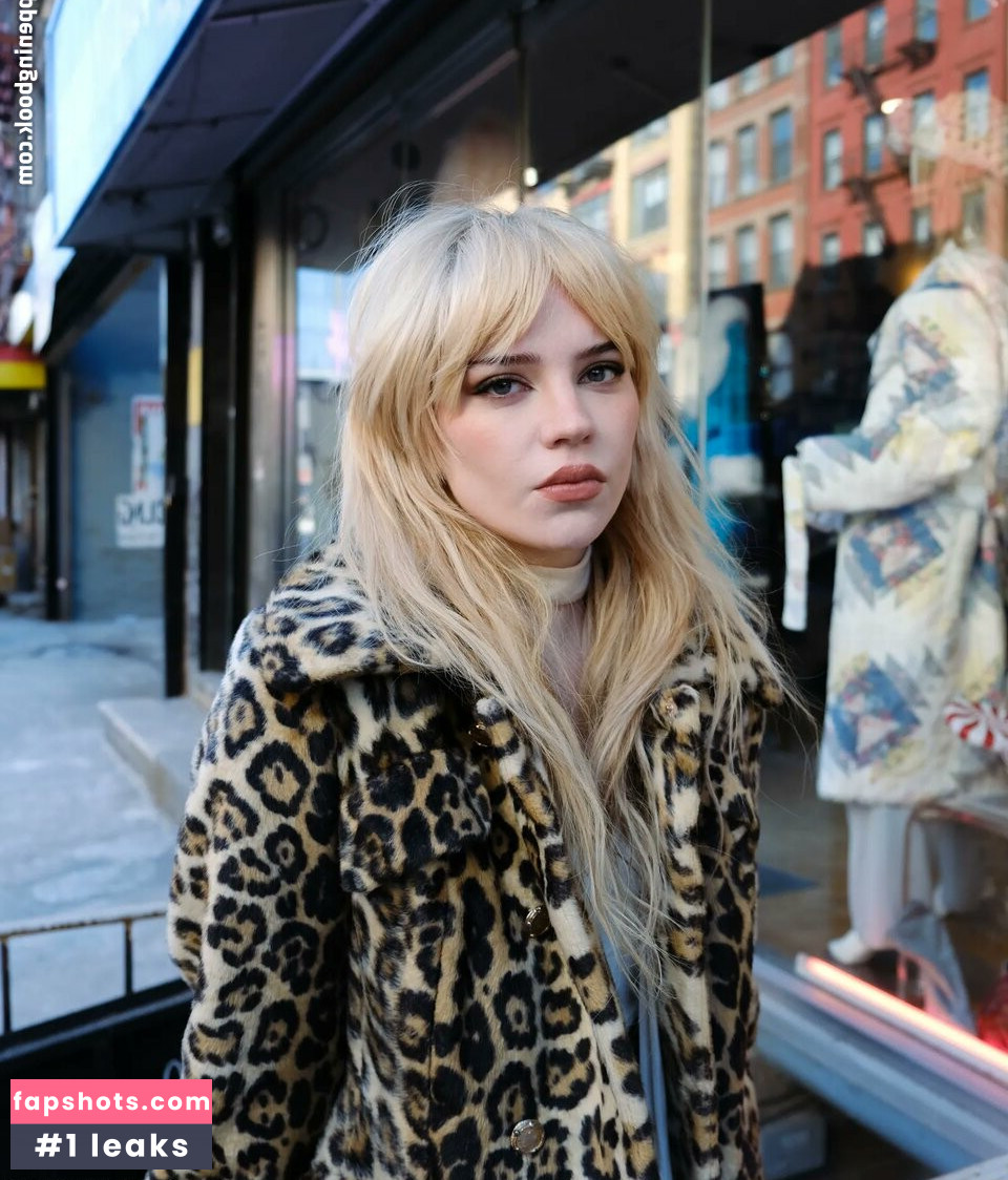 Sophie Thatcher Nude Leaks OnlyFans Photos #54 - LeakJerk