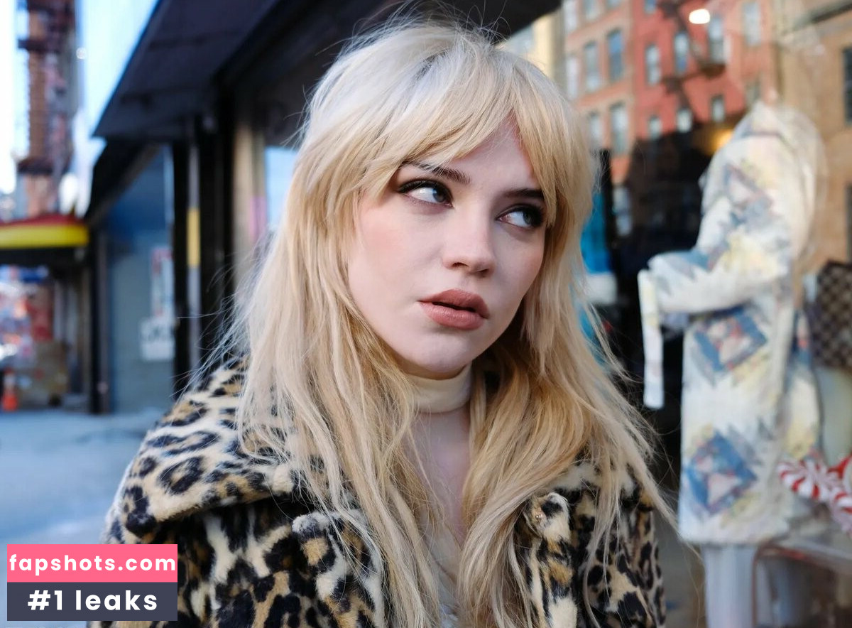 Sophie Thatcher Nude Leaks OnlyFans Photos #56 - LeakJerk