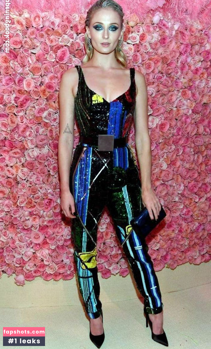 Sophie Turner Nahé úniky fotek pouze od fanoušků #221 - Fapshots