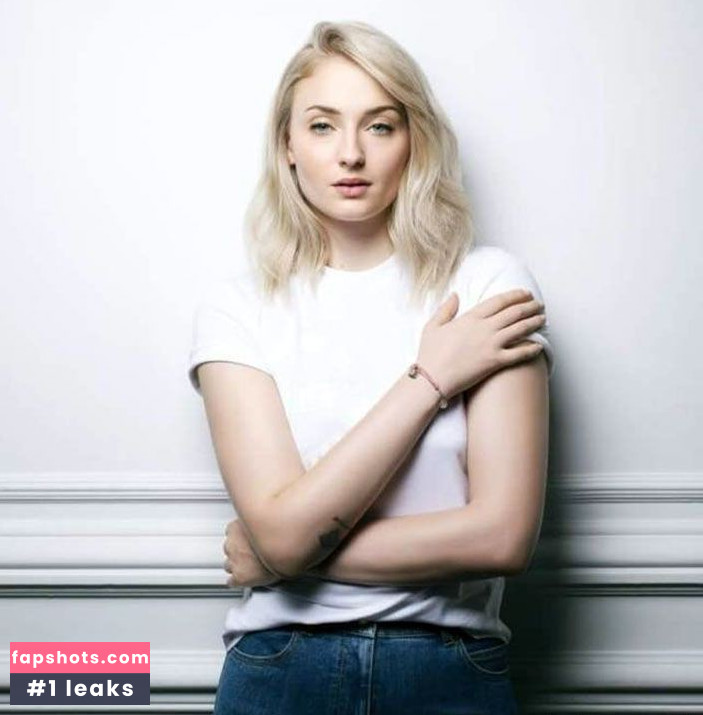 Sophie Turner Nahé úniky fotek pouze od fanoušků #229 - Fapshots