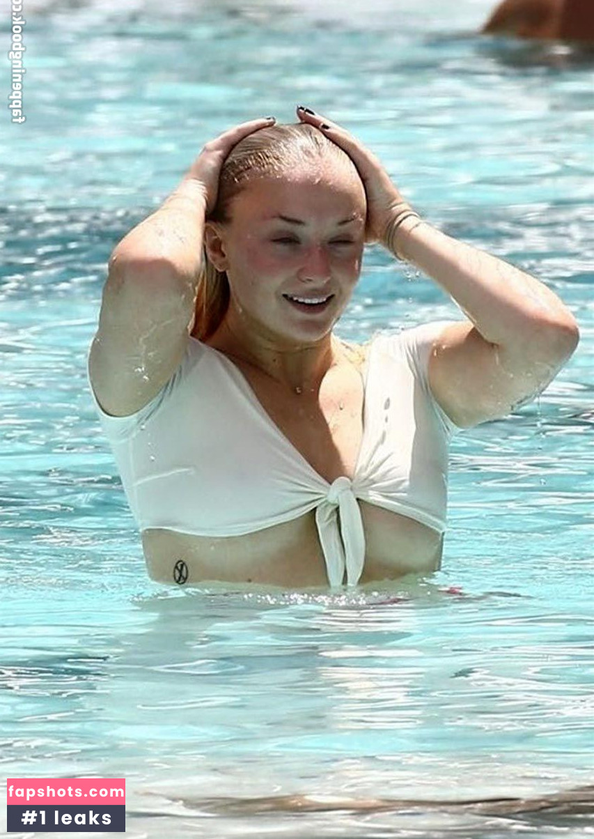 Sophie Turner Nahé úniky fotek pouze od fanoušků #254 - Fapshots