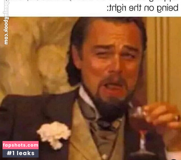 sophie.vip Nude Leaks OnlyFans Photos #7 - LeakJerk