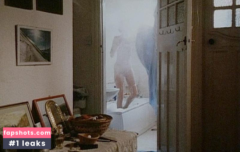 Sophie Ward gallery photo #5