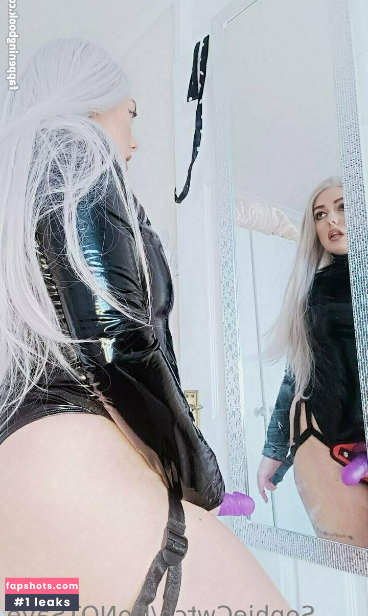 sophiecwtch gallery photo #11