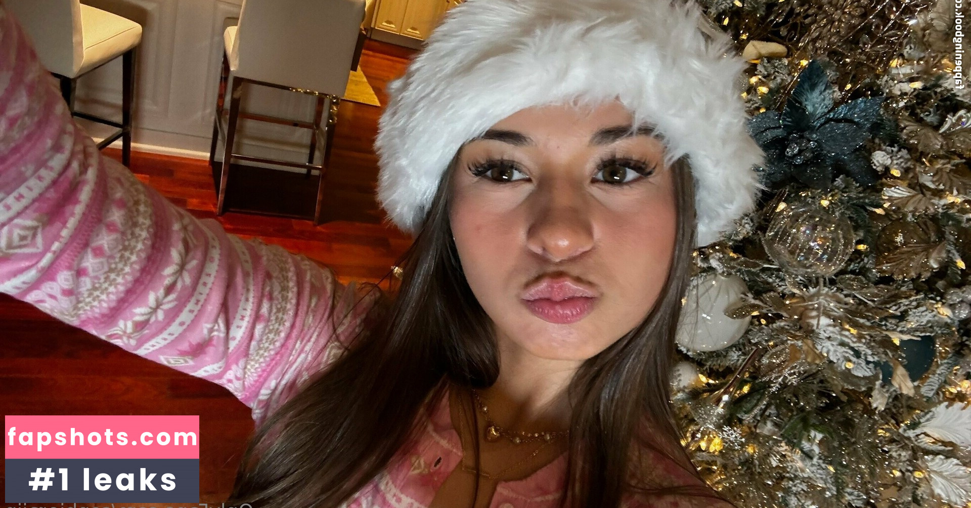 sophieraiin gallery photo #46