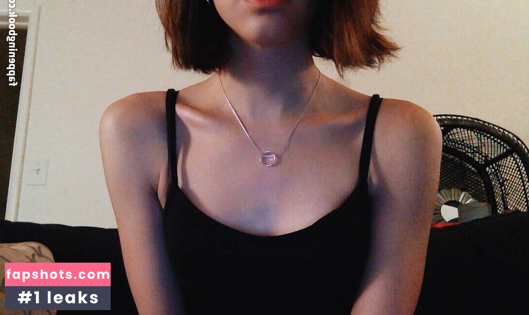 SophieSommers gallery photo #12