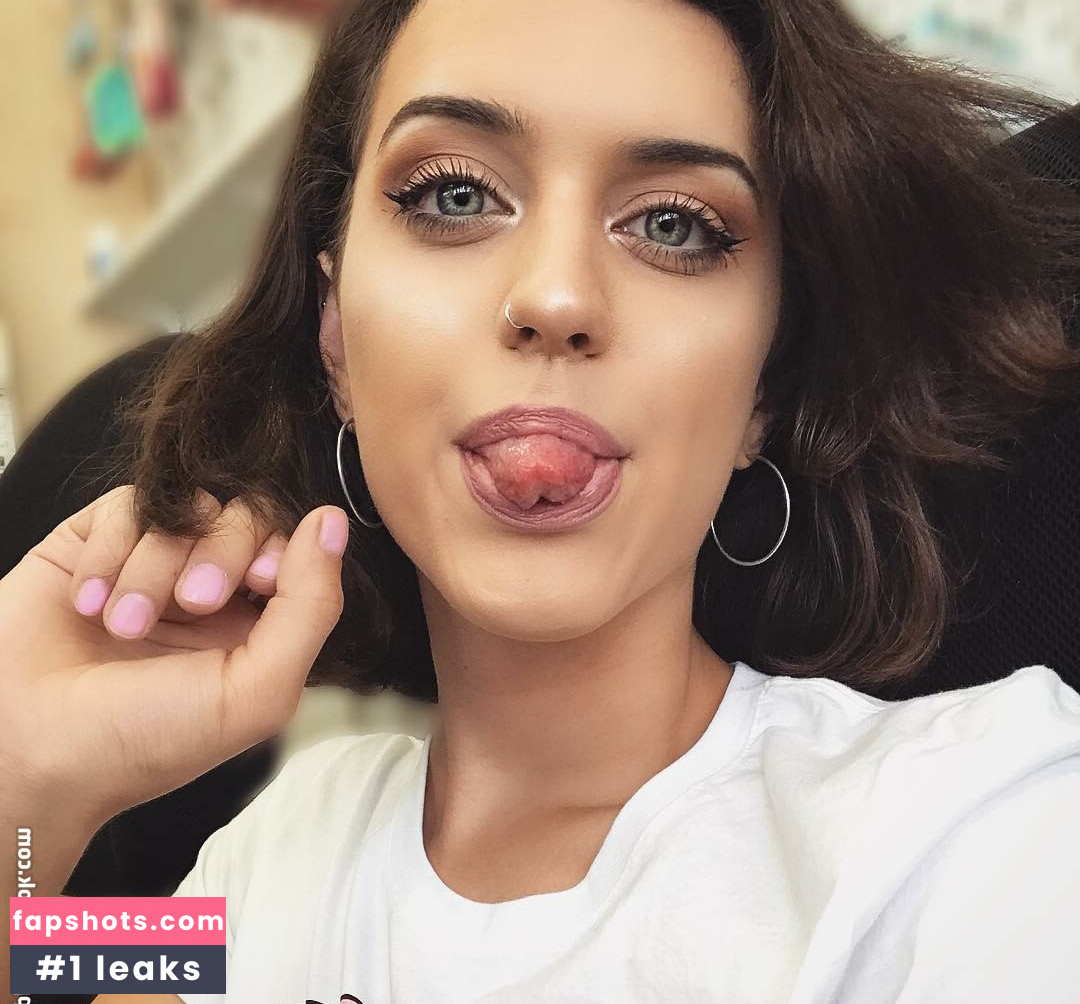 SophieSommers gallery photo #3