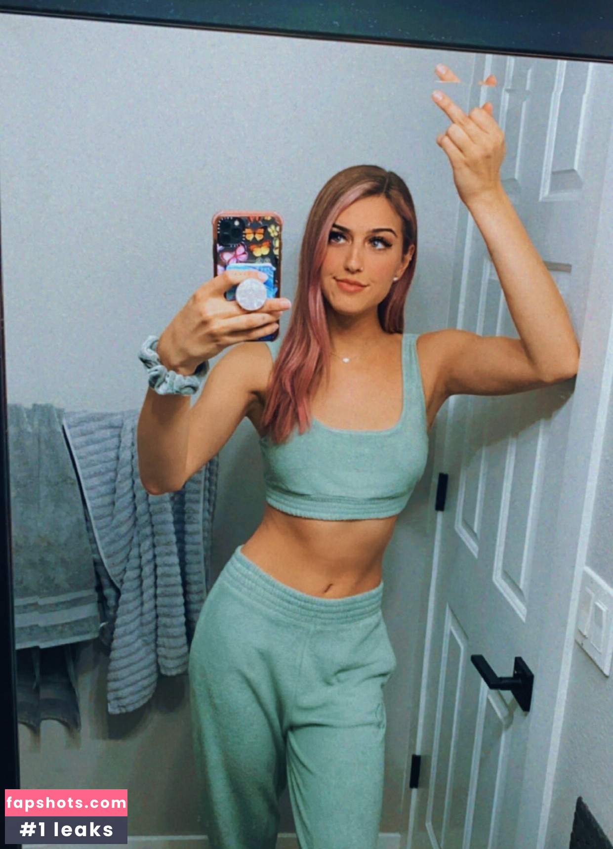 SophieSommers gallery photo #5