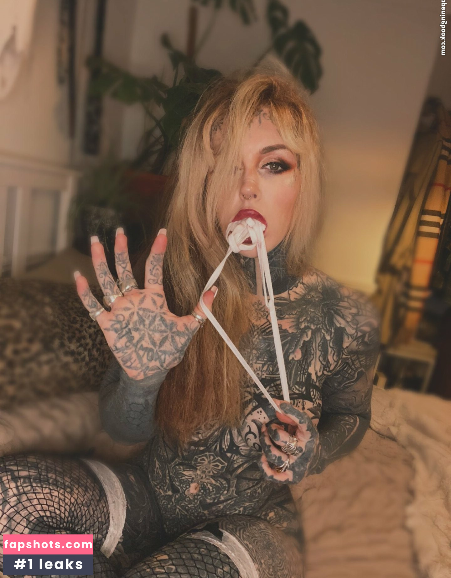 SophieWilde Nude Leaks OnlyFans Photos #39 - LeakJerk