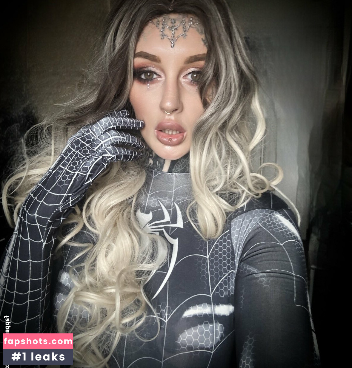 SophieWilde Nude Leaks OnlyFans Photos #7 - LeakJerk