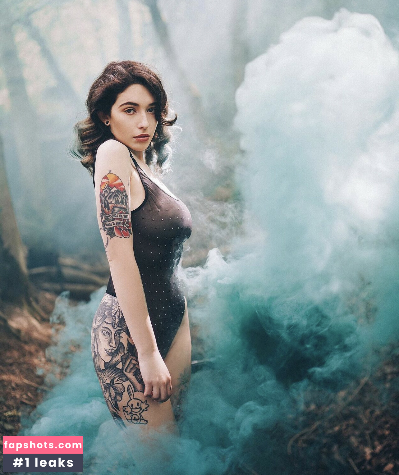 Sophoulla gallery photo #65